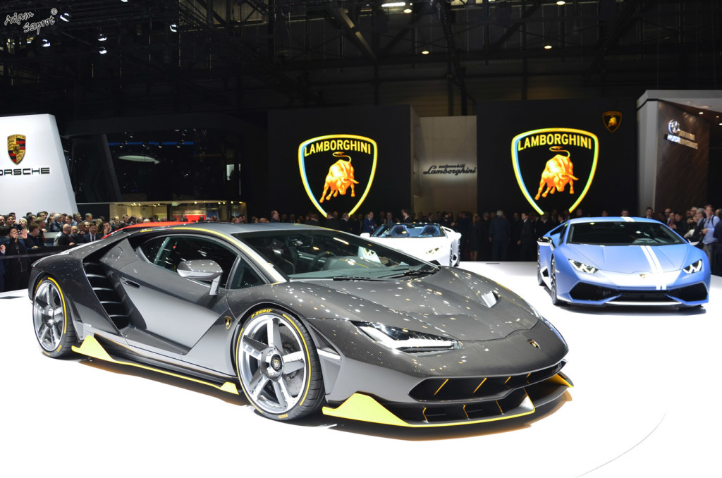 Lamborghini Centerino blog motoryzacja artykuły 