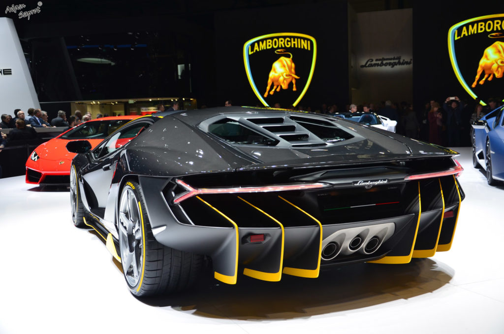 Premiera Lamborghini Centenario LP770-4, tył, rear, wydech, dyfuzor, najciekawsze premiery motoryzaycjne tylko o super-samochodach.