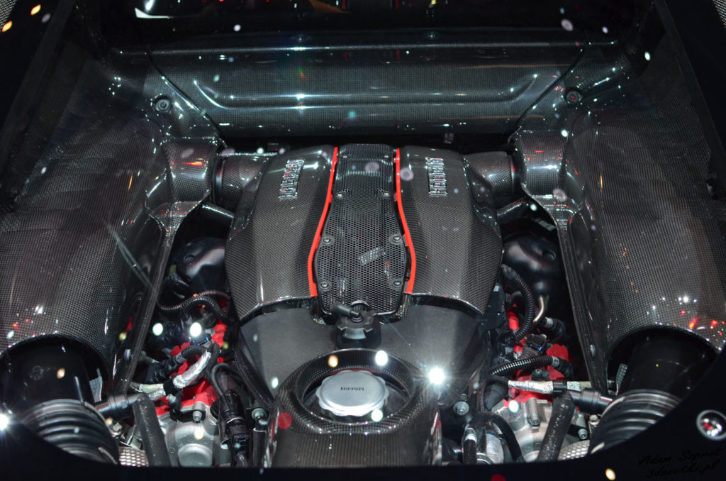 Silnik i dane techniczne Ferrari 488 Pista